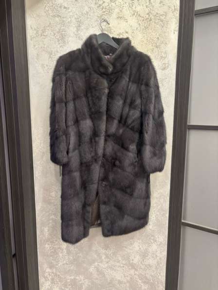 Продам норковую шубу