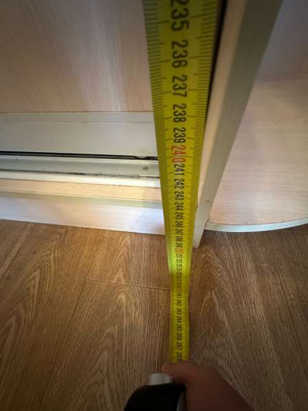 Трехстверчатый шкаф для хранения в Москве