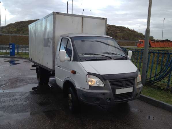 Водитель со своей Газелью в Москве