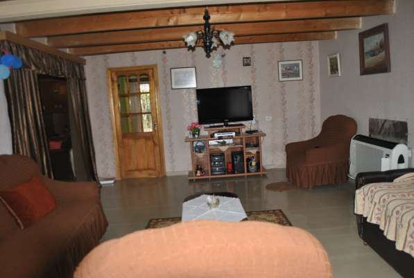 Продам большой уютный дом с мебелью и техникой в фото 9