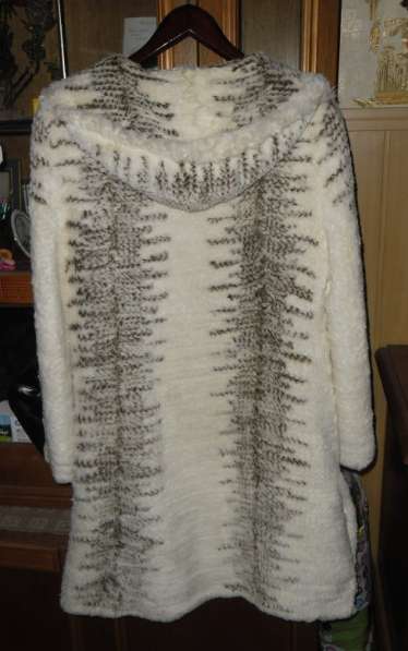 Фирменная натуральная шуба - пальто мех в Калининграде