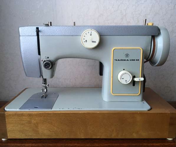 Швейная машинка Чайка 132М-33 бытовая