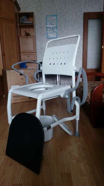 Санитарно-гигиеническое кресло (туалетно-душевой стул) в Москве