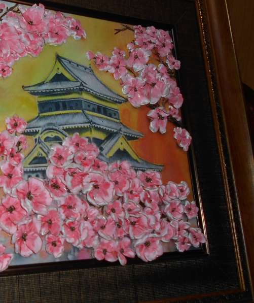 Цветущая сакура в Красном Сулине
