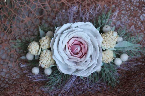 Заколка для волос с цветами из фоамирана "Сердце Зимы" в Орехово-Зуево фото 5