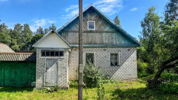 Добротный кирпичный дом с хоз и баней, 50 соток земли в Пскове фото 4