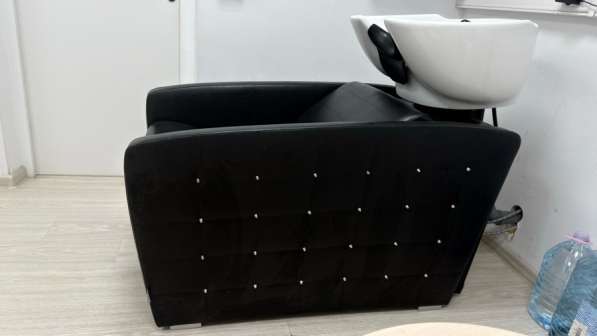 Срочно продаю мебель салона кросаты