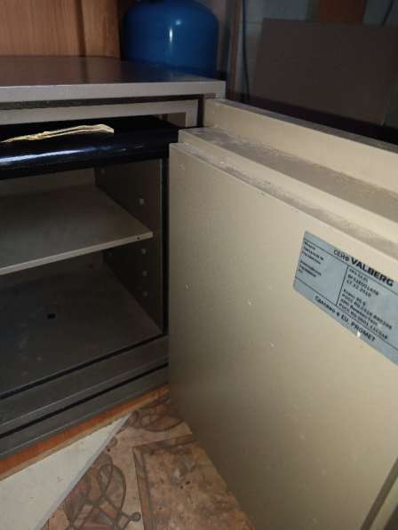 Продам несгораемый сейф