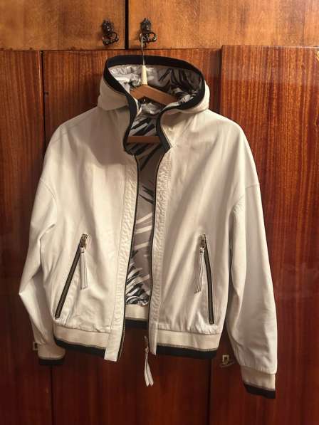 Куртка кожаная