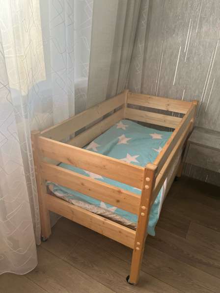 Продам детскую кроватку