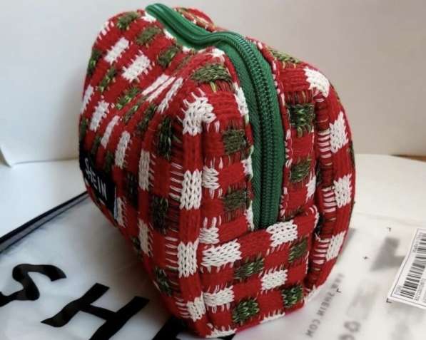 Новогодняя косметичка в Санкт-Петербурге