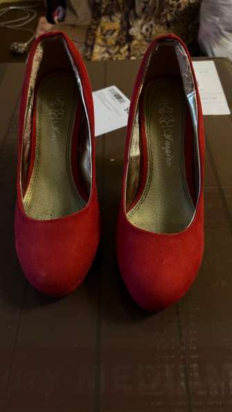 Туфли красные 37