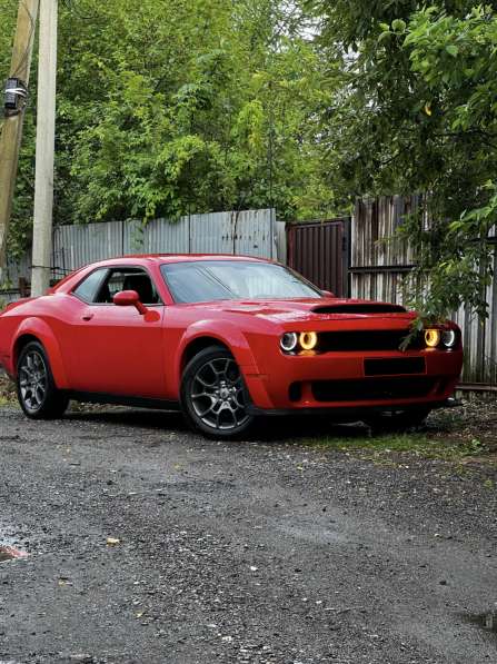 Аренда DODGE Challenger для съемок в Москве фото 3