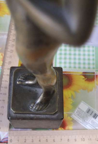 Бронзовая статуэтка Венера Милосская с руками, старая в Ставрополе