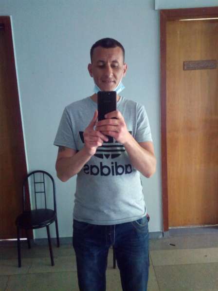 Максим, 34 года, хочет познакомиться – Ищу её в Донецке
