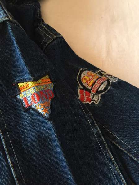 Куртка джинсовая на мальчика 98-104 см, б/у в Волгограде фото 3
