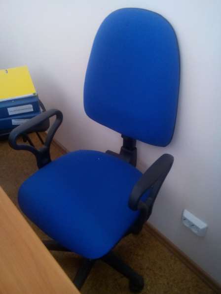Офисные стулья