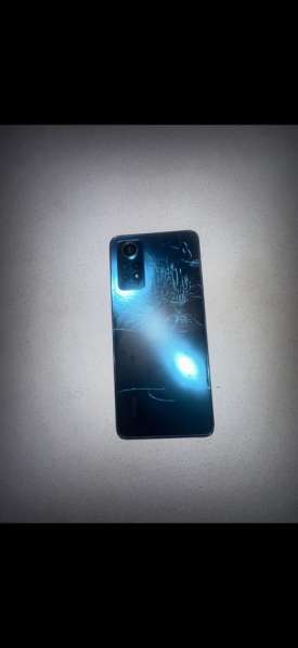 Продам телефон