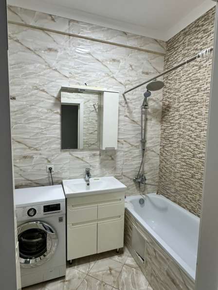 Сдаётся З-х комнатная квартира-студия. Район университет Ала в фото 5