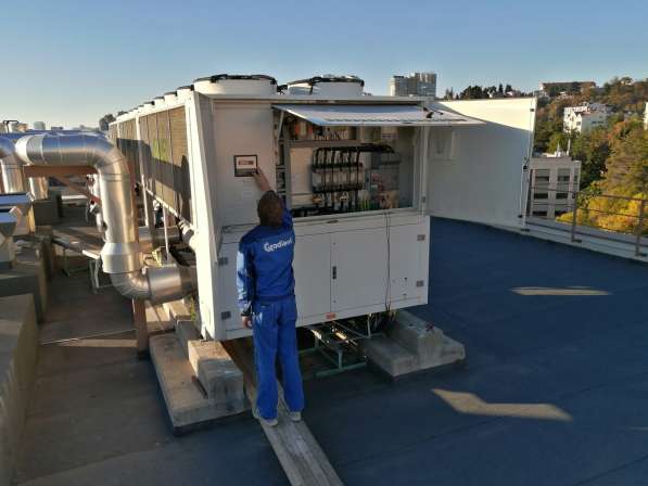 Обслуживание чиллера от Сервисного центра Градиент в Москве фото 5