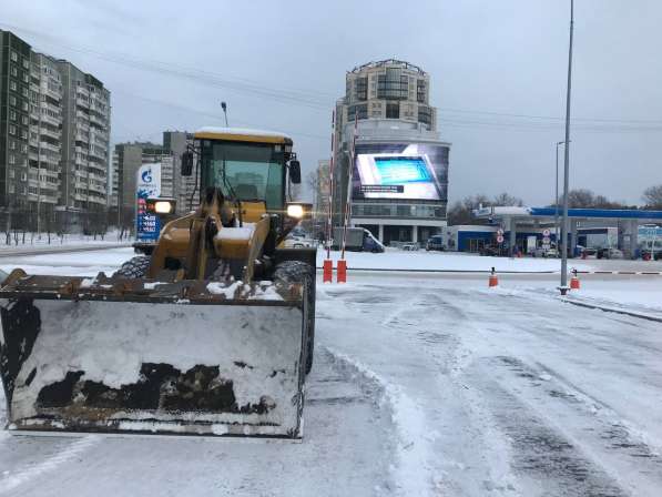 Чистка уборка и вывоз снега. Аренда спецтехники в Екатеринбурге фото 6