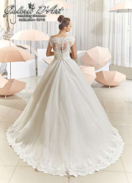 Белое свадебное платье в 