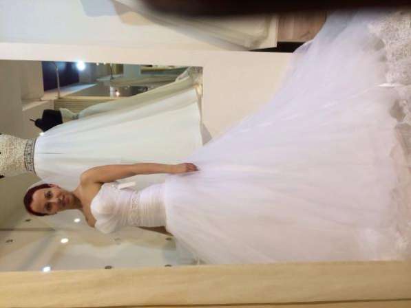 Продаю шикарное свадебное платье в Москве фото 5