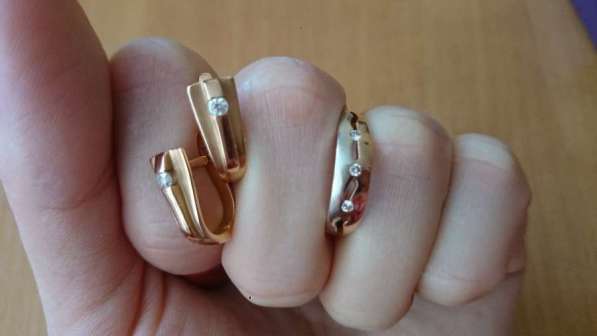 Продам золотые серьги и кольцо с бриллиантами в Севастополе фото 4