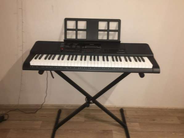 Электронное пианино Casio CT-X700