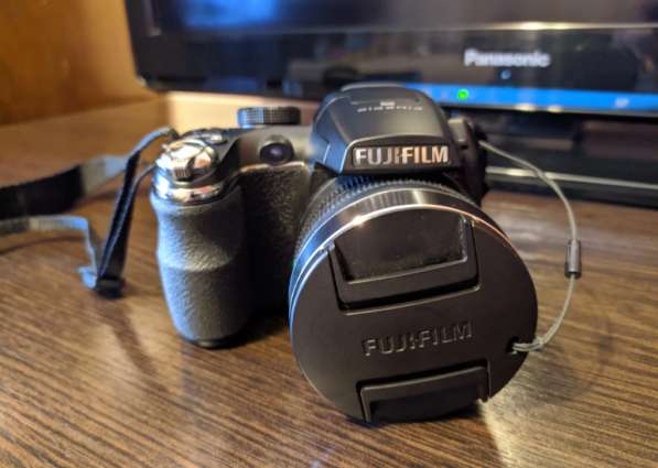 Фотоапарат Fujifilm FinePix S4500 договорная цена