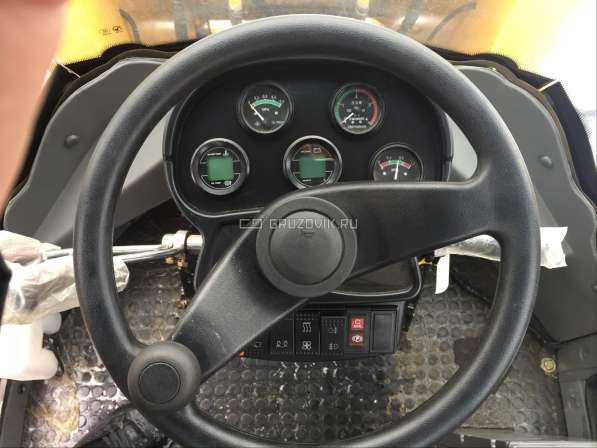 Продается новый фронтальный погрузчик FrontalL 235 в Иркутске