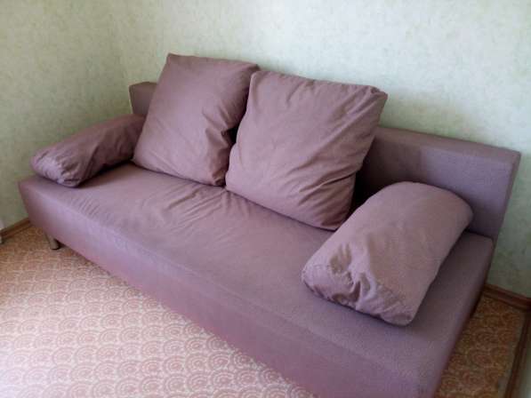 Раздвижной двухсальный диван