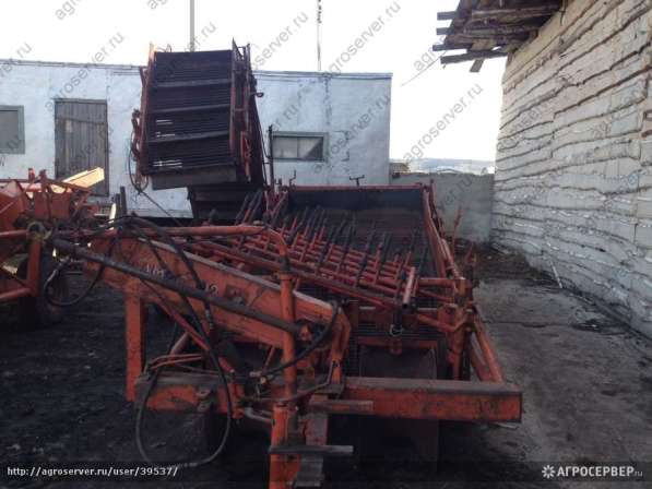 Продам картофелеуборочный комбайн Амак-2