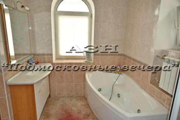 Продам коттедж в Москва.Есть Канализация, Электричество, Водопровод.