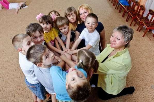 Воспитатель