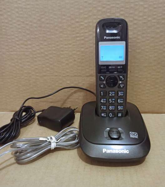 Телефон беспроводной (DECT) Panasonic KX-TG2521