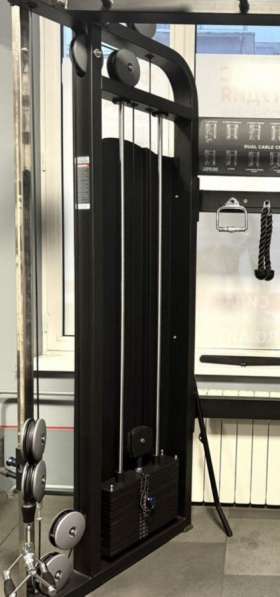 Кроссовер угловой в Москве