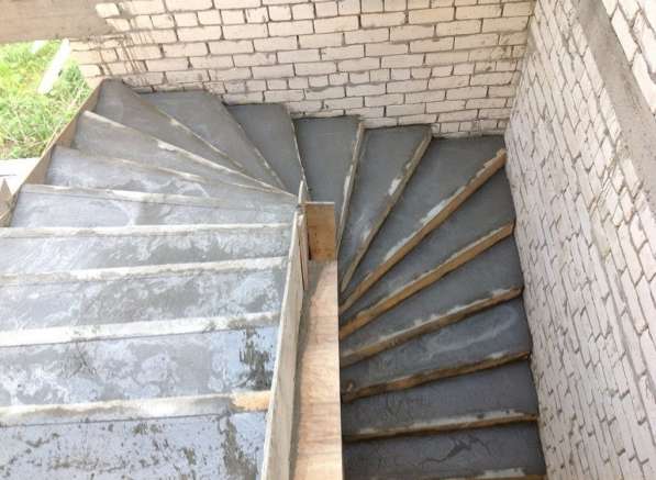 Бетонные Монолитные Лестницы Крыльцо в Набережных Челнах в Набережных Челнах фото 7