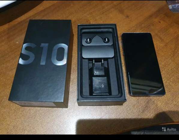 Телефон Galaxy S10 продам в Ярославле фото 3