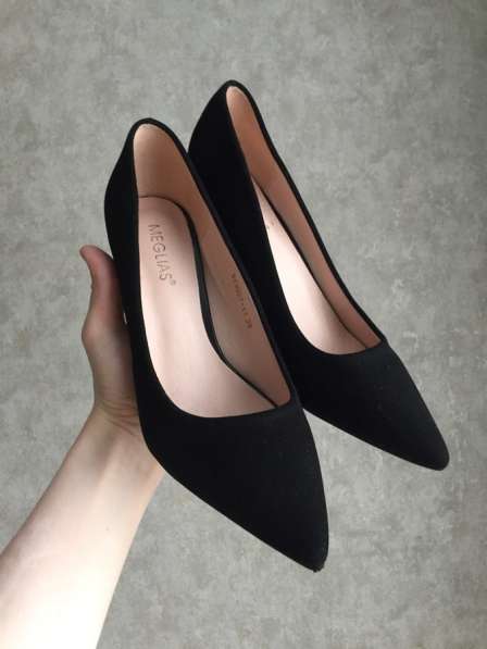 Туфли чёрные женские, 38 размер (новые)