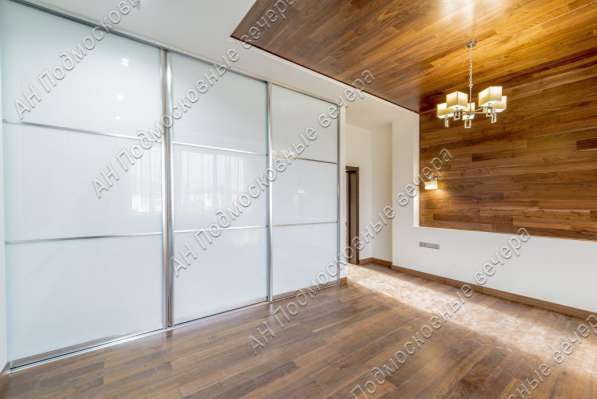 Продам коттедж в Москва.Жилая площадь 300 кв.м.Есть Газ, Водопровод. в Москве фото 4