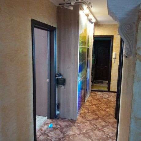 Продам 4 комнатную квартиру