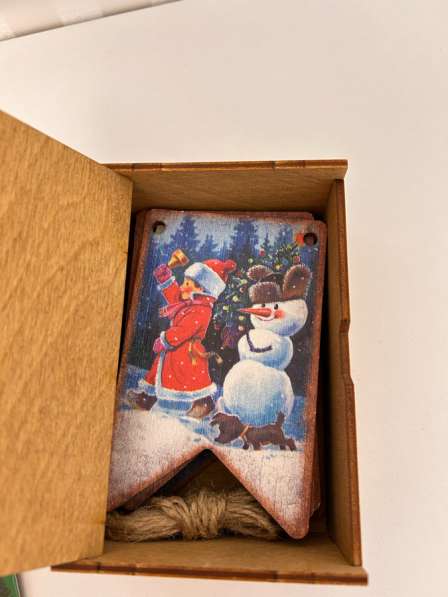 Новогодние ретро флажки из дерева в Москве