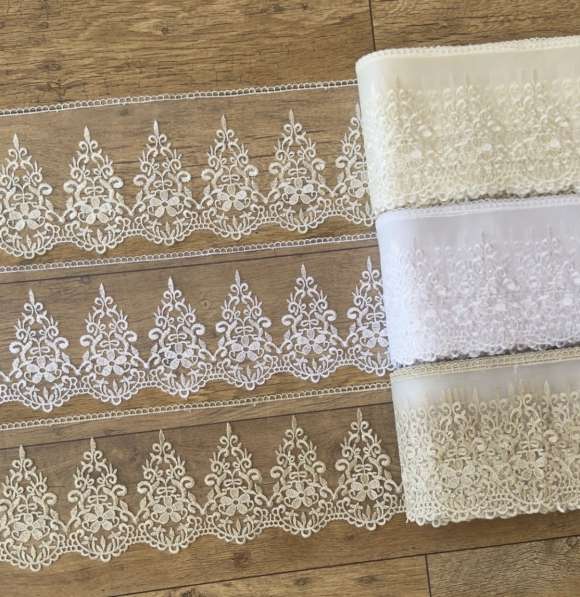 Кружево на сетке (112)