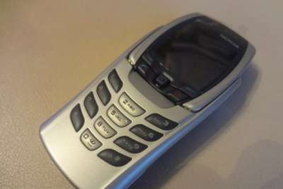 сотовый телефон Nokia 6800