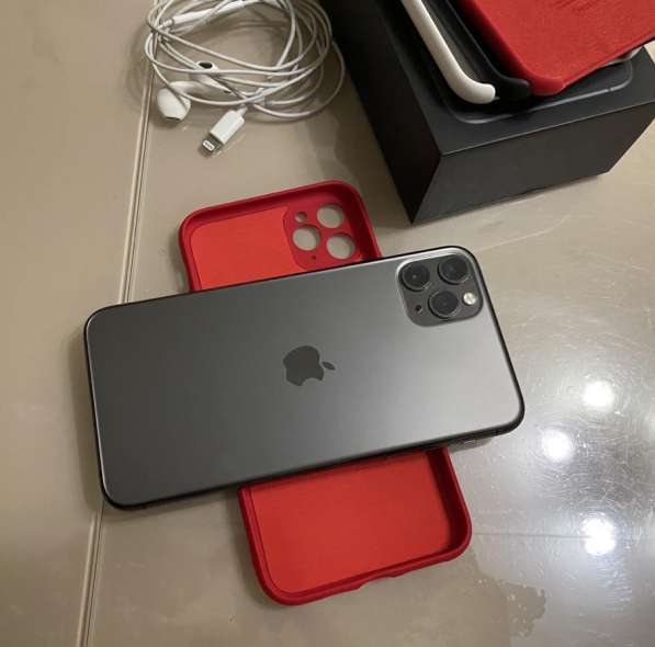 IPhone 11 Pro Max 64gb в Москве фото 7