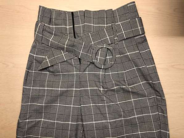 Брюки женские Bershka