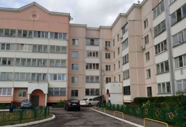 Продам однокомнатную квартиру в Электрогорск.Жилая площадь 41 кв.м.Дом панельный.Есть Балкон.