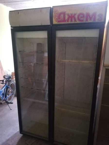 Продам витрину xолодильник для напитков