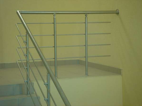 Комплектующие элементы для лестниц, ограждений и т. д в Волгограде фото 4